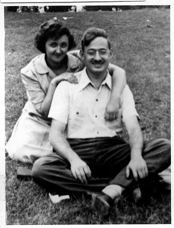 Ethel and Julius Rosenberg sitting in a park in NYC circa 1942